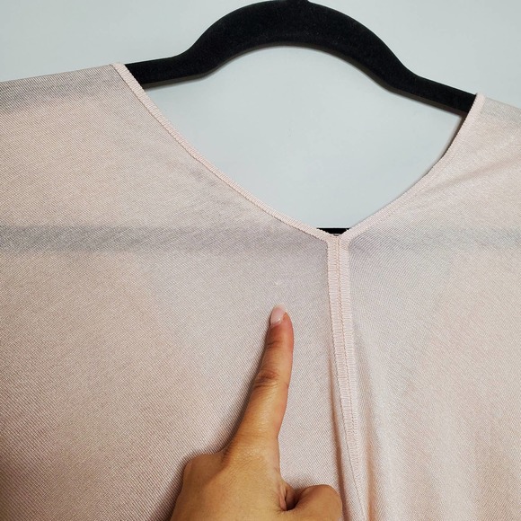 VINCE • Light Pink V Neck Oversized Relax Tee Top Sz S - Picture 8 of 9